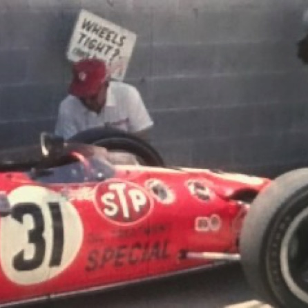 Inspection dans Gazoline Alley Inspection dans Gazoline Alley